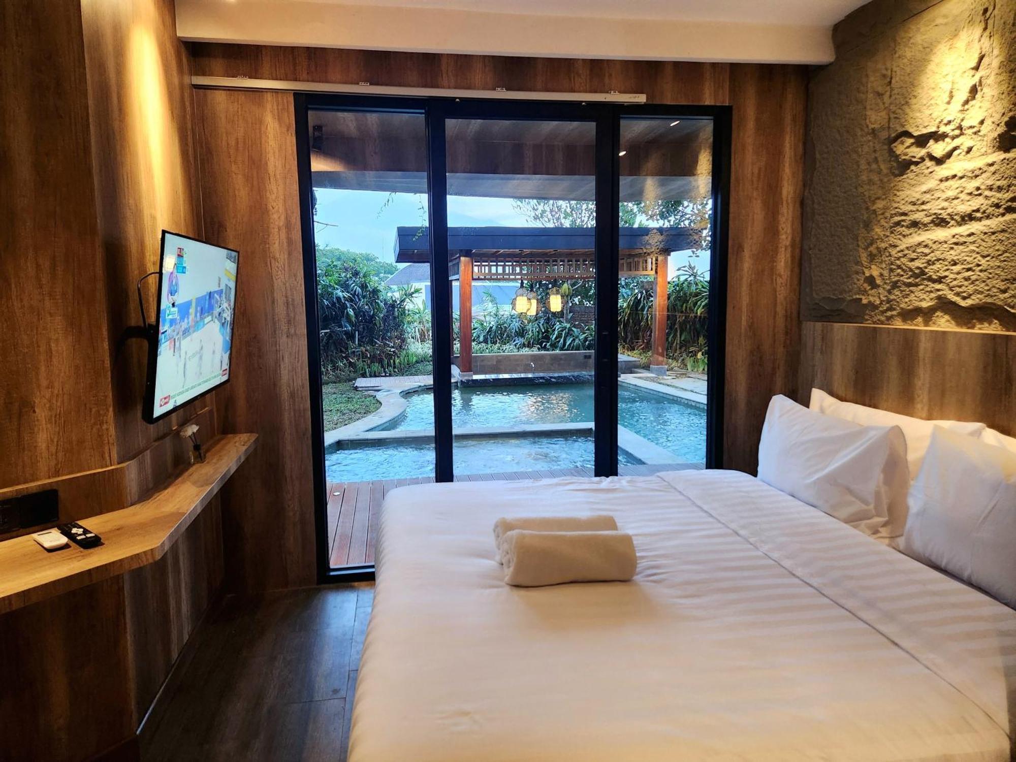 Villa 4-Br Klub Bunga No 4 Batu Malang Luaran gambar